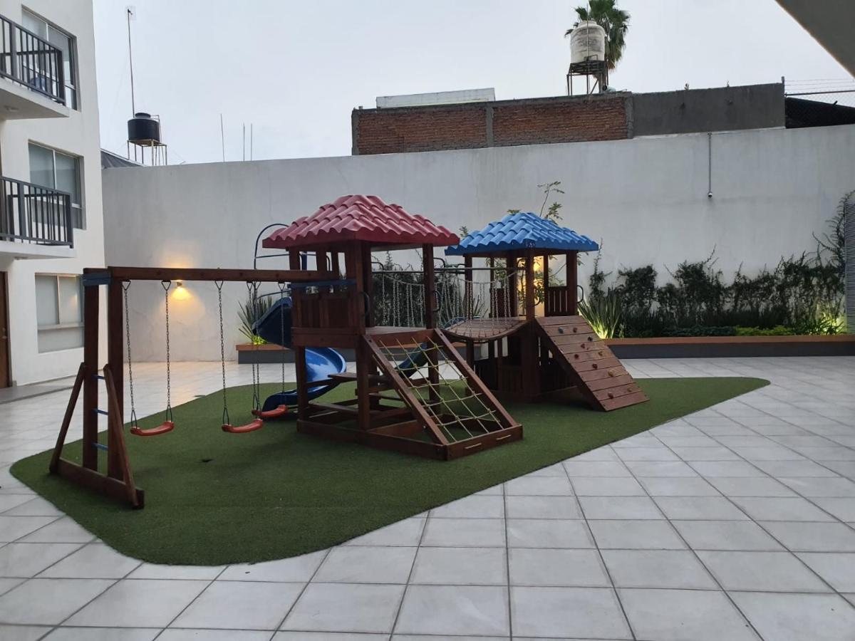 Departamento Nuevo Y Centrico Con Ambiente Familiar En Guadalajara Apartman Kültér fotó